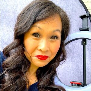 Meet your Posher, Marissa
